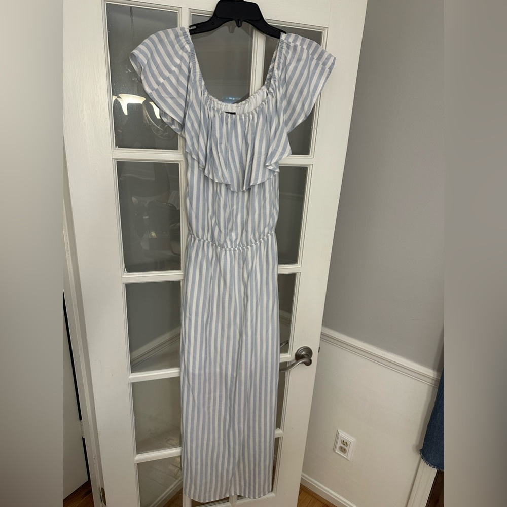 Women’s dress